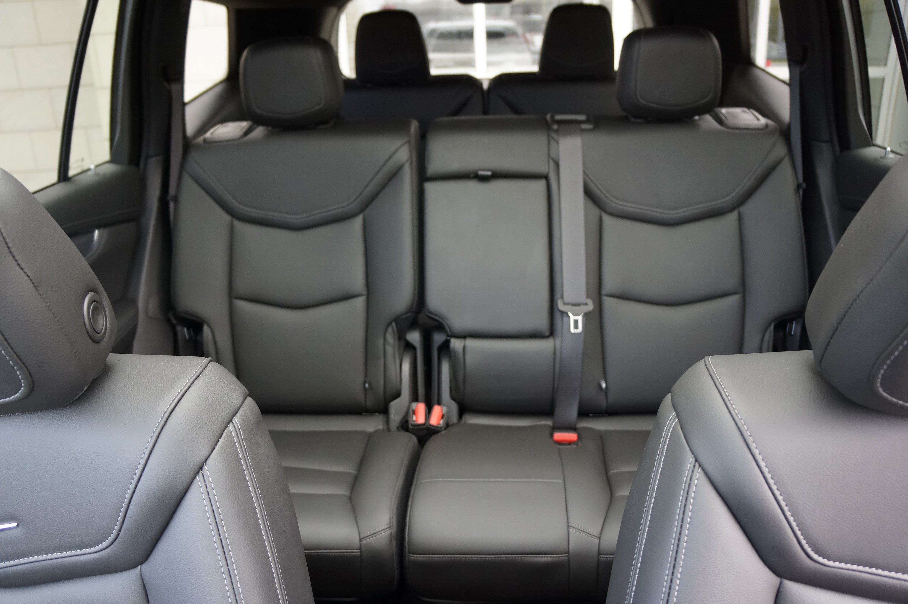 Used 2024 Cadillac XT6 Luxury AWD/4WD image 32