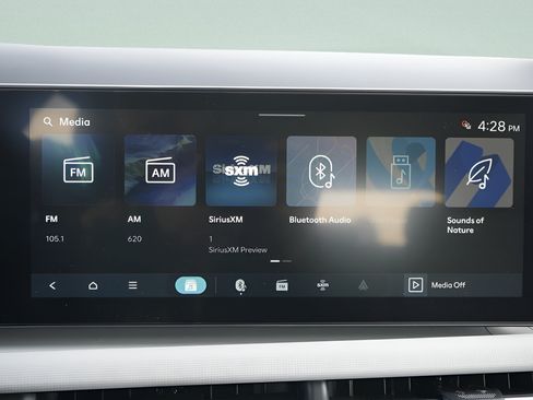 Certified 2026 Hyundai Tucson SE FWD image 33