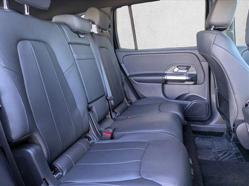 Certified 2022 Mercedes-Benz GLB 250 image 21