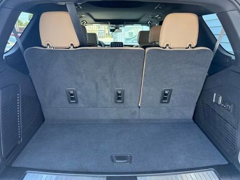 Used 2022 Chevrolet Tahoe Premier image 14