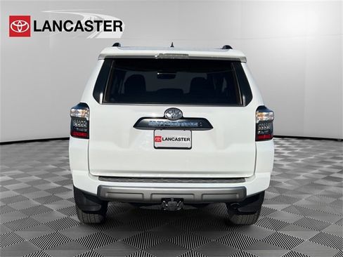 Certified 2023 Toyota 4Runner TRD Off-Road Premium image 6