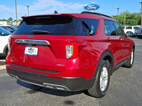 Used 2023 Ford Explorer XLT w/ Equipment Group 202A AWD/4WD image 6