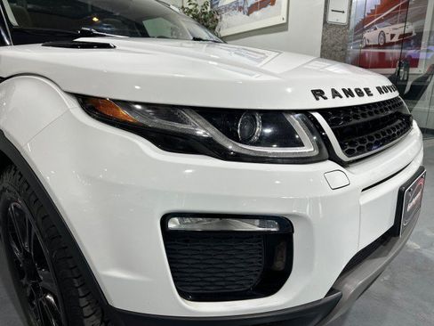 Used 2017 Land Rover Range Rover Evoque SE Premium AWD/4WD image 20