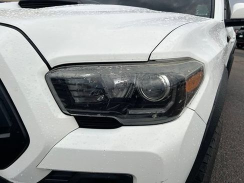 Used 2019 Toyota Tacoma TRD Pro w/ Desert Air Intake Package AWD/4WD image 10
