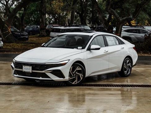 New 2026 Hyundai Elantra Limited FWD image 1