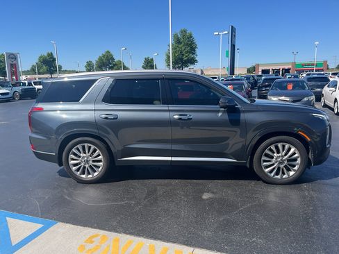 Used 2020 Hyundai Palisade Limited FWD image 6