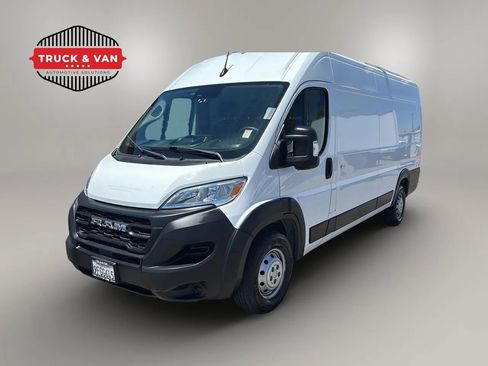 Used 2023 RAM ProMaster 3500 FWD image 1