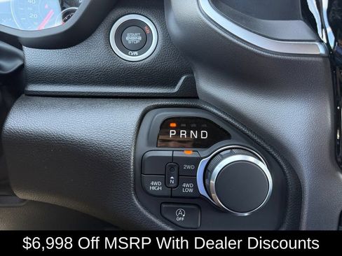New 2026 RAM 1500 Express AWD/4WD image 30