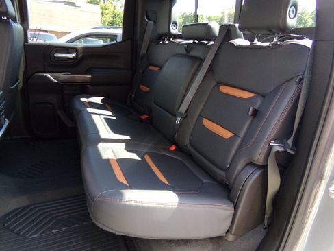 Used 2021 GMC Sierra 1500 AT4 w/ AT4 Premium Package AWD/4WD image 26