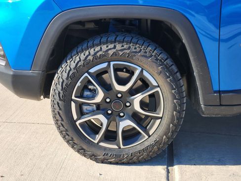 New 2025 Jeep Compass Trailhawk AWD/4WD image 11