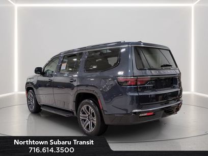 Used 2025 Jeep Wagoneer 4WD w/ Premium Group I
