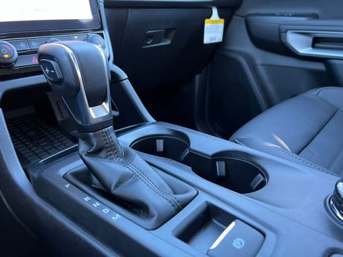 New 2025 Ford Ranger Lariat w/ Trailer Tow Package image 28