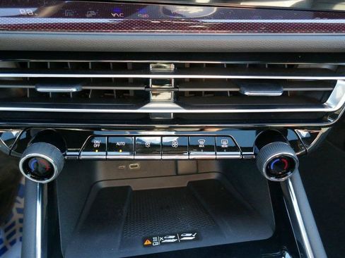 New 2026 Chevrolet Traverse RS image 29