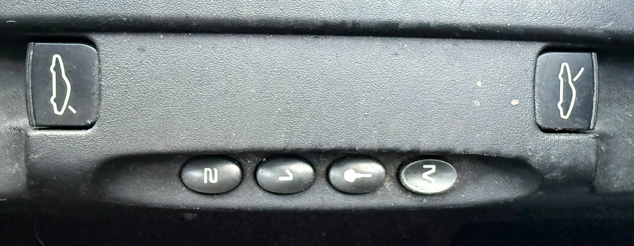 Used 2004 Porsche Boxster S RWD image 40
