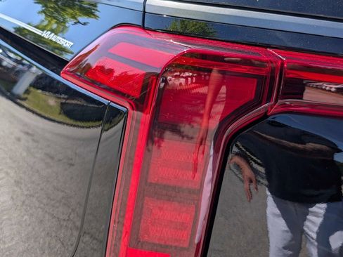 New 2026 Kia Carnival SX image 11