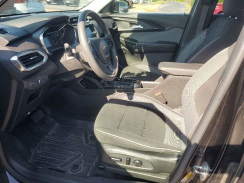 Used 2022 Chevrolet TrailBlazer LT w/ Convenience Package AWD/4WD image 13
