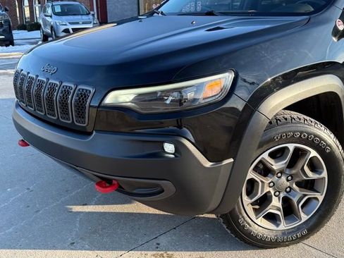 Used 2020 Jeep Cherokee Trailhawk w/ Cold Weather Group image 20