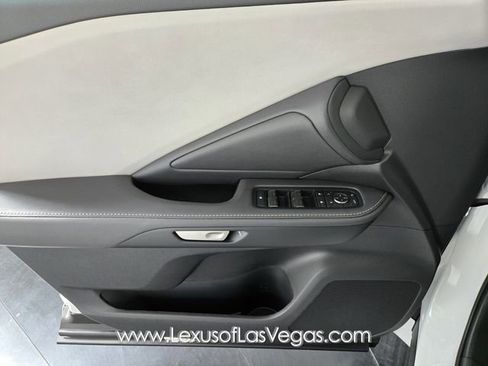 New 2026 Lexus TX 350 AWD image 16