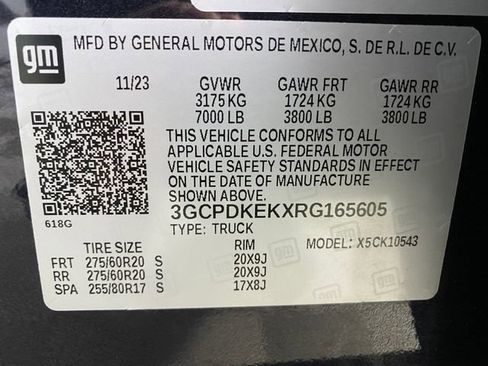 Used 2024 Chevrolet Silverado 1500 LT AWD/4WD image 32