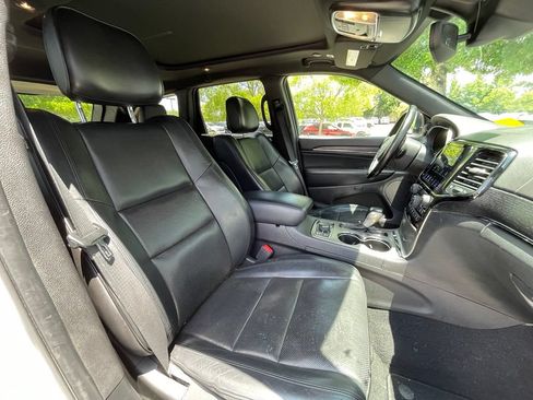 Used 2021 Jeep Grand Cherokee High Altitude AWD/4WD image 32