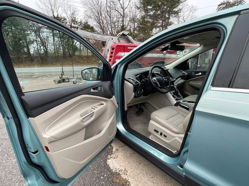 Used 2013 Ford Escape SEL image 15