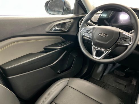 Used 2026 Chevrolet Trax ACTIV w/ Driver Confidence Package FWD image 11