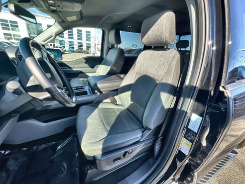 Used 2022 Ford F150 XLT w/ Equipment Group 302A High image 13