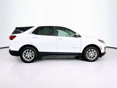 Used 2024 Chevrolet Equinox LT image 10