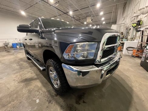 Used 2017 RAM 3500 Tradesman w/ Chrome Appearance Group image 2