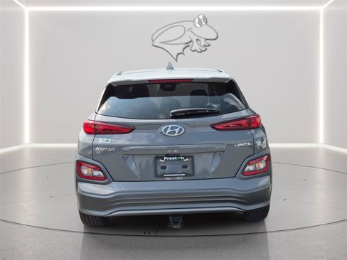 Used 2021 Hyundai Kona SEL FWD image 4