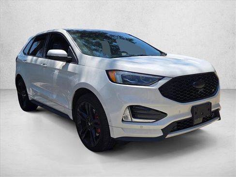 Used 2021 Ford Edge ST w/ Equipment Group 401A AWD/4WD image 3