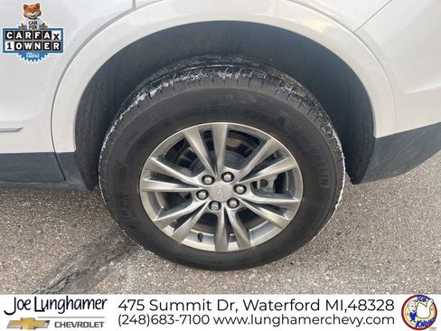 Certified 2023 Cadillac XT5 Premium Luxury image 12