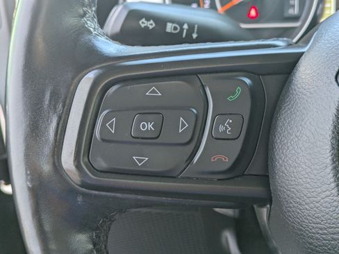 Used 2021 Jeep Wrangler Unlimited Sport AWD/4WD image 17
