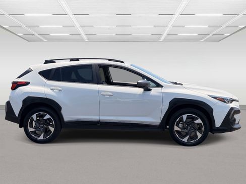 Certified 2024 Subaru Crosstrek 2.5i Limited w/ Crosstrek Mirror Package AWD/4WD image 6