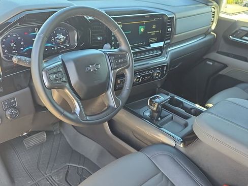 Used 2024 Chevrolet Silverado 1500 ZR2 w/ Technology Package image 15