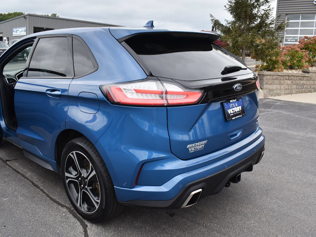 Used 2019 Ford Edge ST w/ Equipment Group 401A AWD/4WD image 30