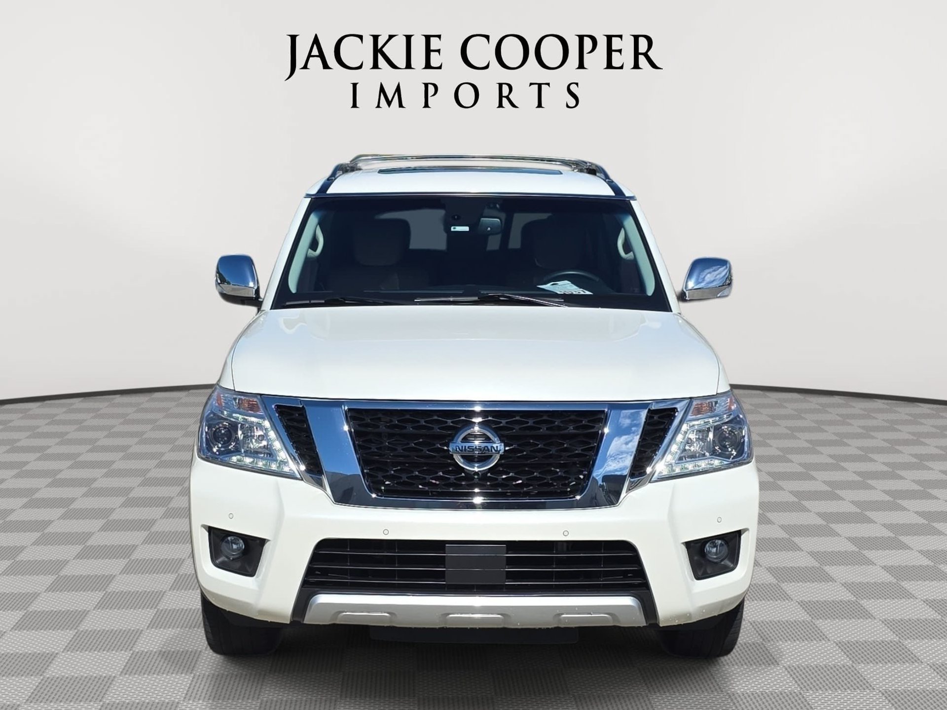 Used 2017 Nissan Armada Platinum w/ Interior Lighting Package AWD/4WD image 2