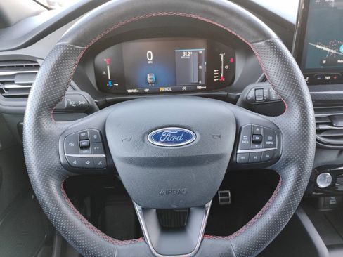 Used 2023 Ford Escape ST-Line image 34