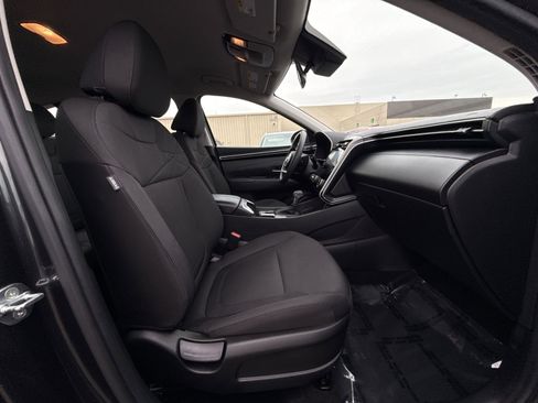 Certified 2023 Hyundai Tucson SE image 25