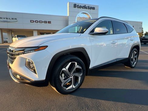 Used 2023 Hyundai Tucson Limited w/ Cargo Package AWD/4WD image 4