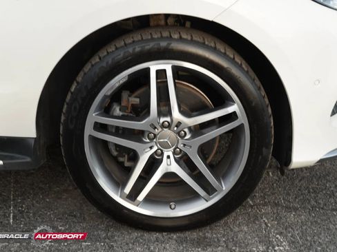 Used 2018 Mercedes-Benz GLE 43 AMG 4MATIC w/ Premium 3 Package image 10