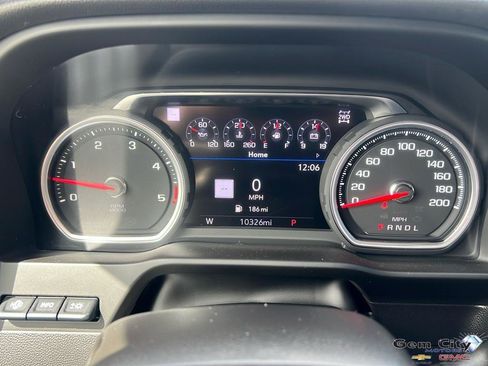 Used 2023 Chevrolet Silverado 3500 High Country image 32