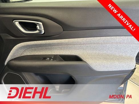 Certified 2022 Jeep Compass Latitude w/ Sun and Sound Group image 13