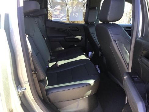 Used 2024 Chevrolet Colorado Trail Boss w/ Advanced Trailering Package image 15