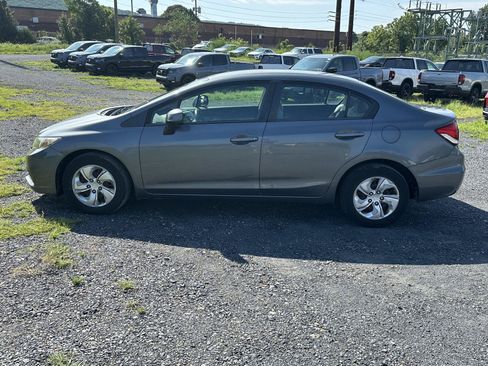 Used 2013 Honda Civic LX image 5