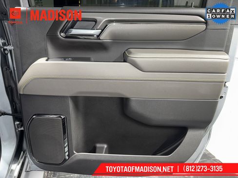 Used 2025 Chevrolet Silverado 2500 ZR2 w/ Technology Package image 15