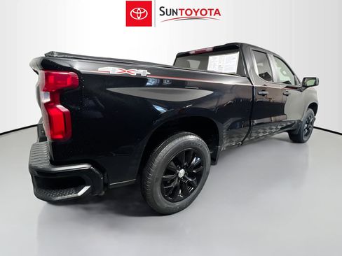 Used 2022 Chevrolet Silverado 1500 Custom image 4