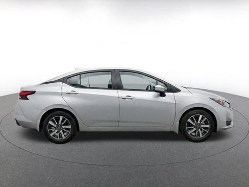 Used 2025 Nissan Versa SV FWD image 8