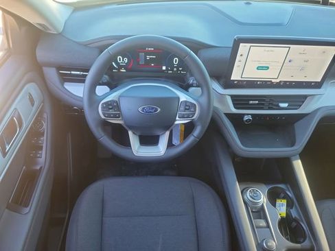 New 2026 Ford Explorer Active image 7