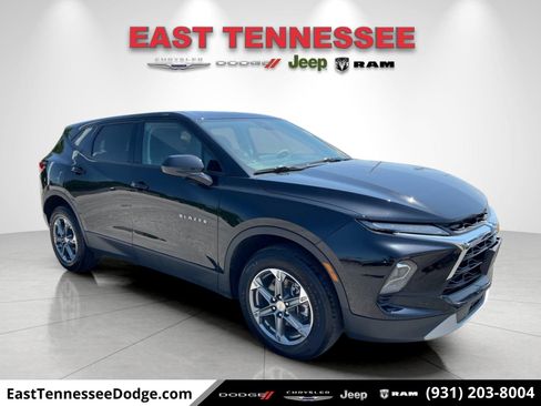 Used 2025 Chevrolet Blazer LT AWD/4WD image 1